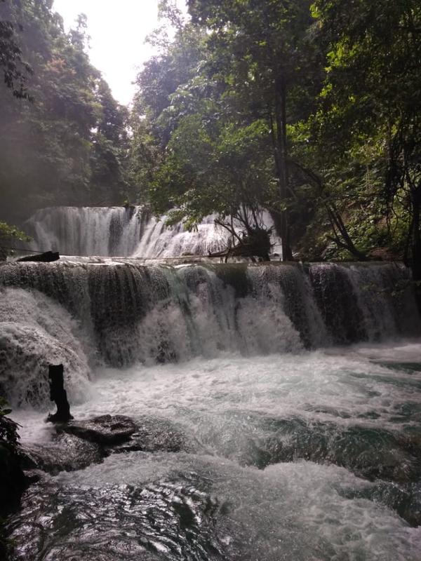 Air terjun Piala, Kota Luwuk, Gorontalo. (Foto: Liputan6.com/Arfandi Ibrahim)