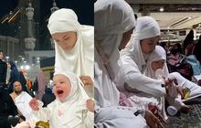 Potret Jennifer Coppen Umrah, Baby Kamari Sempat Tunjuk ke Atas Sambil Bilang 'Papa Dali' saat Tawaf