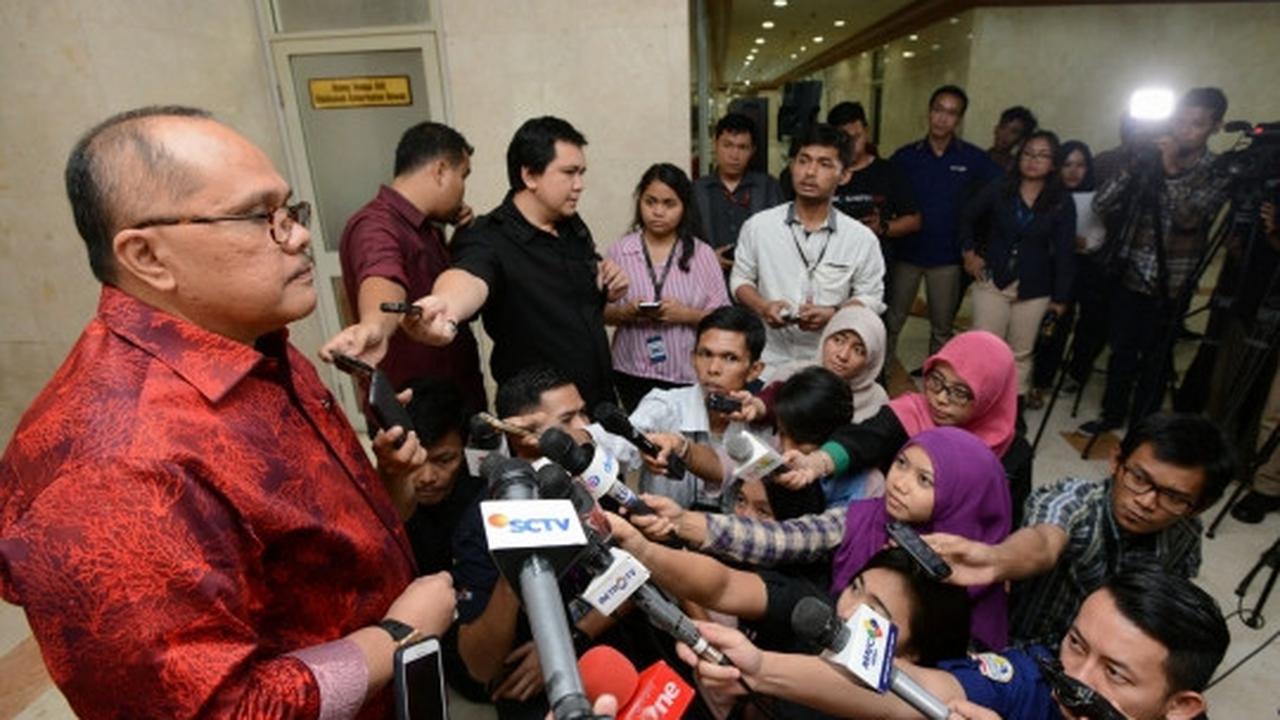 Reaksi Wakil Ketua MKD dicecar soal kedatangannya ke ruang Setnov