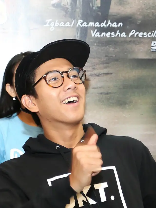 [Bintang] Iqbaal Ramadhan