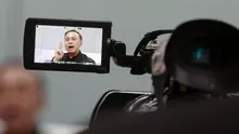 Menurut tokoh yang akrab disapa Iwan Bule ini, meski belum ada tanggal pasti kapan akan digelar, ia optimis lanjutan Kompetisi Liga 1 2022/2023 akan kembali digulirkan. (Bola.com/M Iqbal Ichsan)