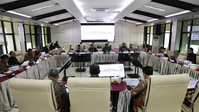 Pj Gubernur Sumut Agus Fatoni memaparkan capaian kinerjanya selama periode 24 September hingga 24 Desember 2024.