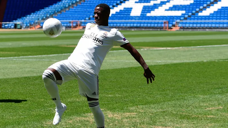 Skil Vinicius Jr saat Diperkenalkan Real Madrid