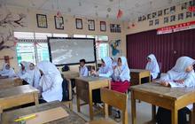 Siswa SDN 05 Kayu Pasak Agam Kembali Belajar Normal Pasca-Bencana Banjir Bandang