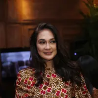 Selain bisnis, dengan banyaknya koleksi-koleksi itu juga menjadi bagian untuk melestarikan budaya batik dari berbagai daerah. (Nurwahyunan/Bintang.com)