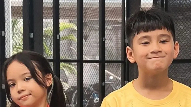 Gempi dan Rafathar Main Tenis