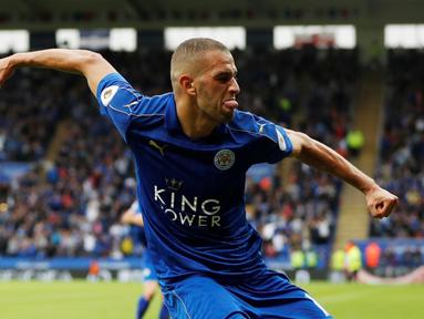  Islam Slimani memborong 2 gol saat Leicester City menang telak 3-0 atas Burnley dalam laga Premier League di Stadion King Power, Leicester, Sabtu (17/9/2016) malam WIB. (Action Images via Reuters/John Sibley)