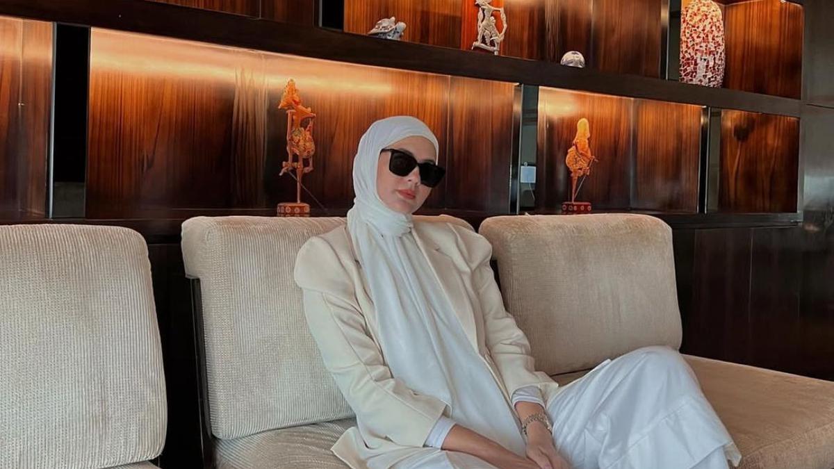 5 Look Andalan Paula Verhoeven, Gaya Kasual yang Siap Temenin Hari Aktif
