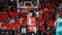 Charlotte Hornets takluk dari Miami Heat 106-109 pada laga pramusim NBA 2017-2018, Selasa (10/10/2017) pagi WIB. (Twitter/Miami Heat)