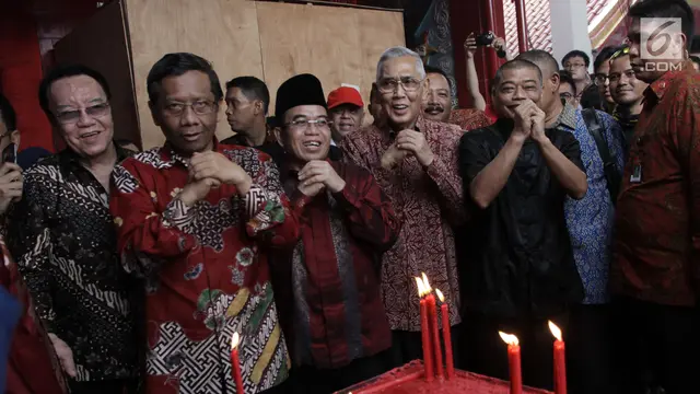 UKP Pancasila Kunjungi Vihara Petak Sembilan