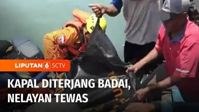 Sebuah kapal motor yang membawa enam orang nelayan diterjang badai di Kabupaten Tuban, Jawa Timur. Satu orang nelayan ditemukan tewas.