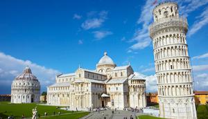 Menara Pisa (FABIO MUZZI / AFP)