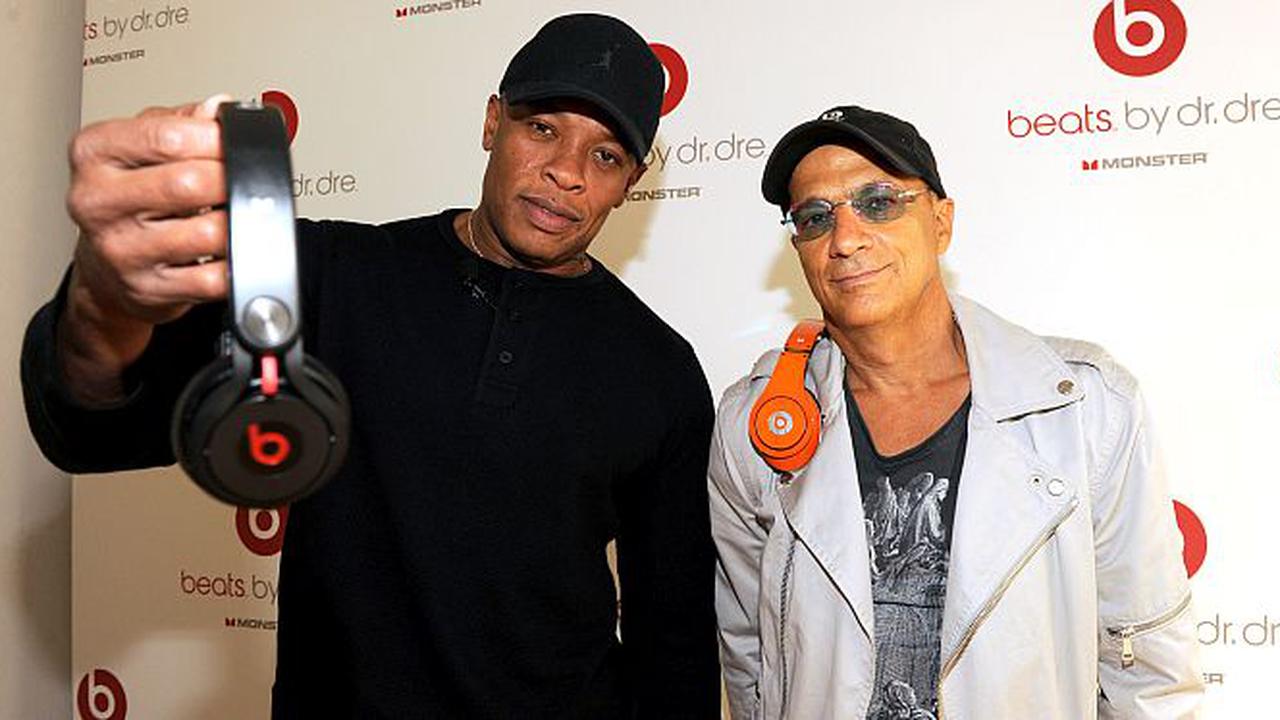 Apple Siapkan Rp36 Triliun Beli Beats