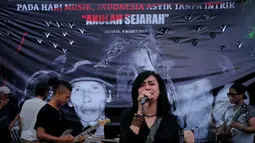 Para musisi reggae menggelar konser 'MUSIK INDONESIA ASYIK TANPA INTRIK' dengan tema "AKULAH SEJARAH", Jakarta, Selasa (10/3/2015). (Liputan6.com/Faisal R Syam)
