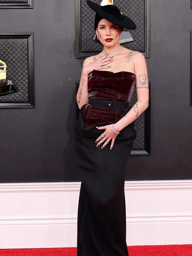 Halsey di Grammy 2022