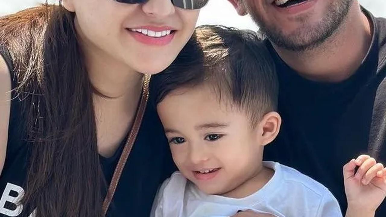 Potret Bahagia Nathalie bersama Pacar dan Buah Hatinya
