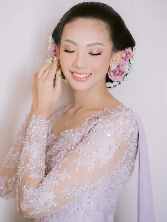 8 Pesona Ayu Sophie Kirana, Penerus Erina Gudono yang Maju Wakili Yogyakarta di Ajang Puteri Indonesia 2024