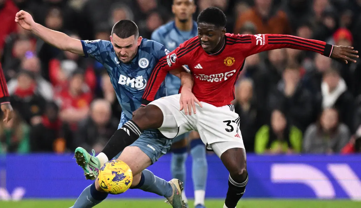 Sementara gol Aston Villa dipersembahkan John McGinn dan Leander Dendoncker. (Oli SCARFF / AFP)