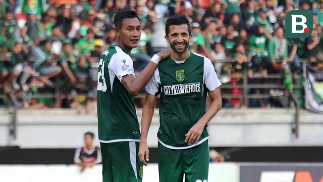 Hansamu Yama dan Manuchekhr Dzhalilov Persebaya