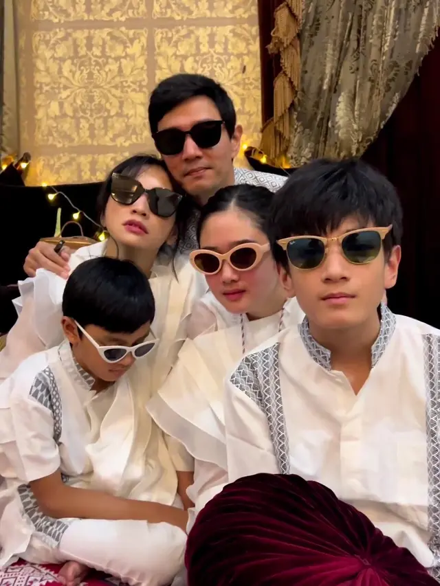 [Fimela] Potret Anak Hesti Purwadinata