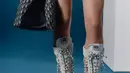 Dior baru saja meluncurkan Signature Bucket Bag dari koleksi Spring Summer 2025. [Dok/Dior].