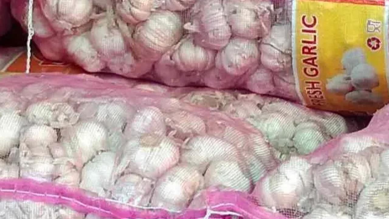 Tak Hanya Cabai, Harga Bawang Merah dan Putih Kompak Naik Gara-Gara El Nino