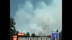 Tiupan angin kencang dan luasnya areal yang terbakar serta sulitnya sumber air membuat petugas kewalahan meredam amukan si jago merah.