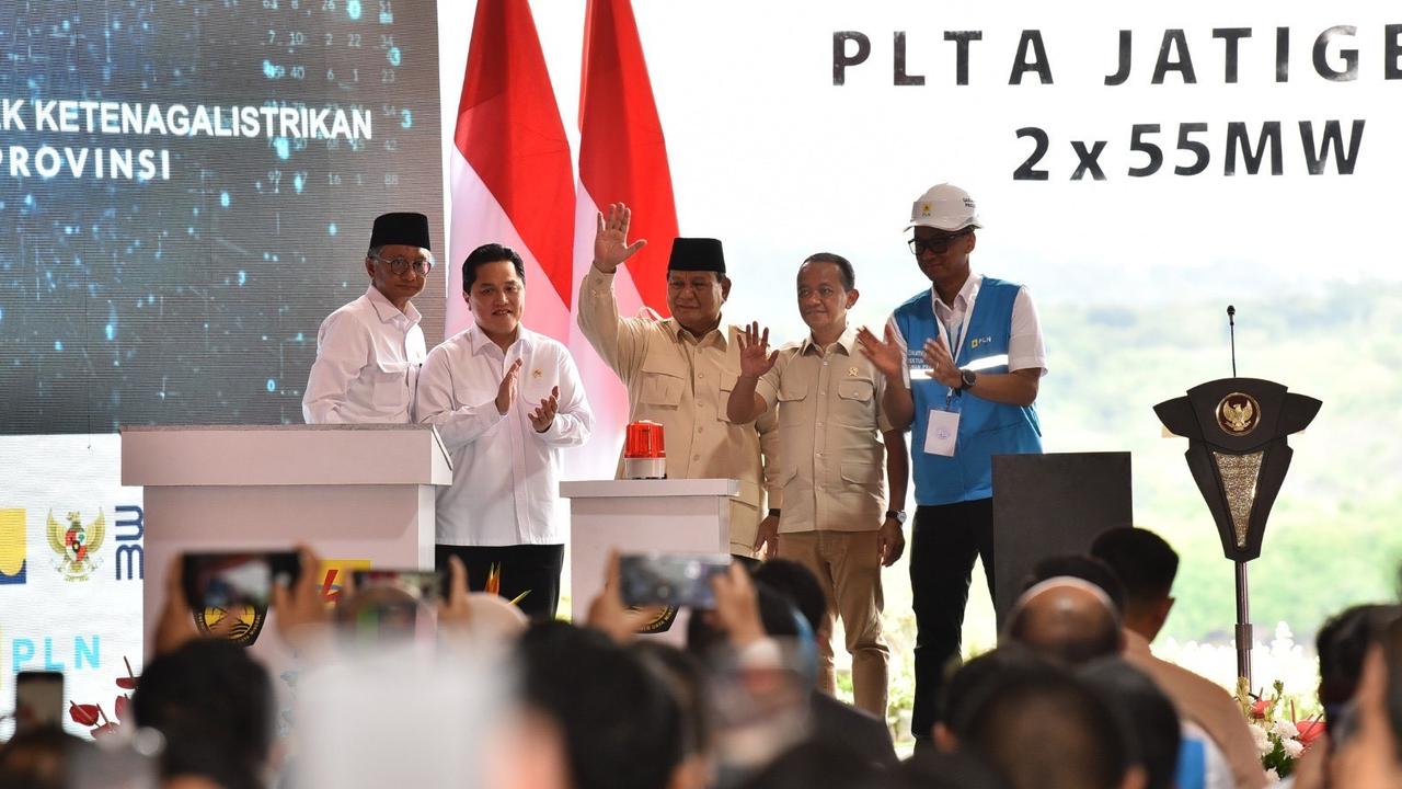 Menteri ESDM Bahlil Lahadalia saat mendampingi Presiden Prabowo Subianto meresmikan proyek nasional