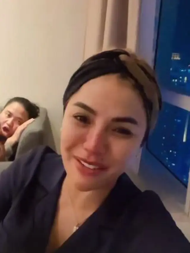 Nikita Mirzani saat menjalani karantina