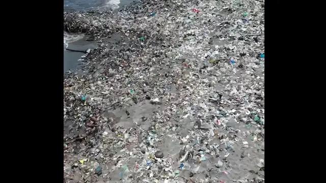 Pantai Labuhan Haji di Lombok Timur Dinobatkan Jadi Pantai Terkotor ke-5 Versi Pandawara
