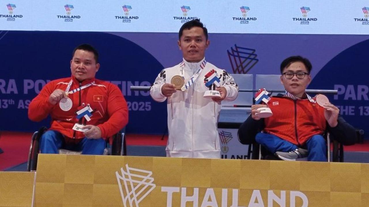 Dominasi Indonesia di Para Angkat Berat APG 2025: Raih Tiga Emas di Hari Keempat
