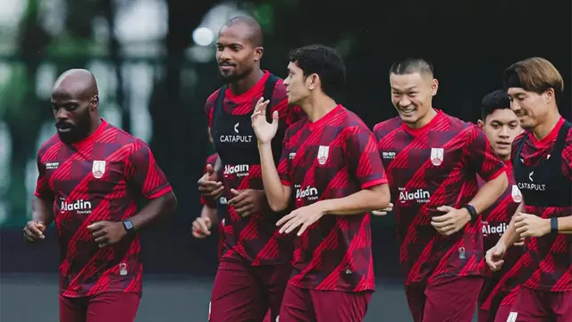Persis Solo