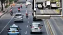 Kamera terpasang pada gerbang Electronic Road Pricing (ERP) di Jalan Medan Merdeka Barat, Jakarta, Rabu (20/11/2019). DKI Jakarta akan mengimplementasikan konsep ERP mulai tahun 2020. (merdeka.com/Iqbal Nugroho)
