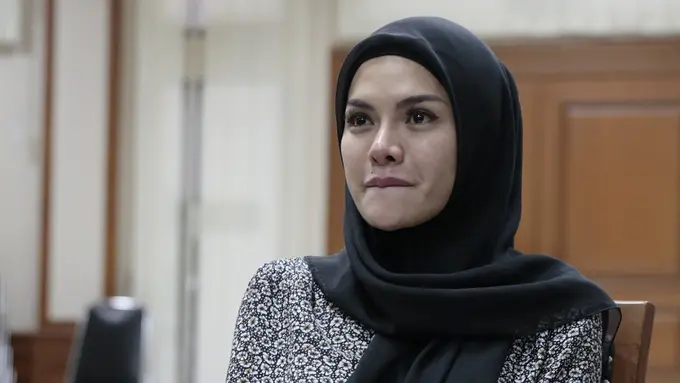 [Bintang] Nikita Mirzani