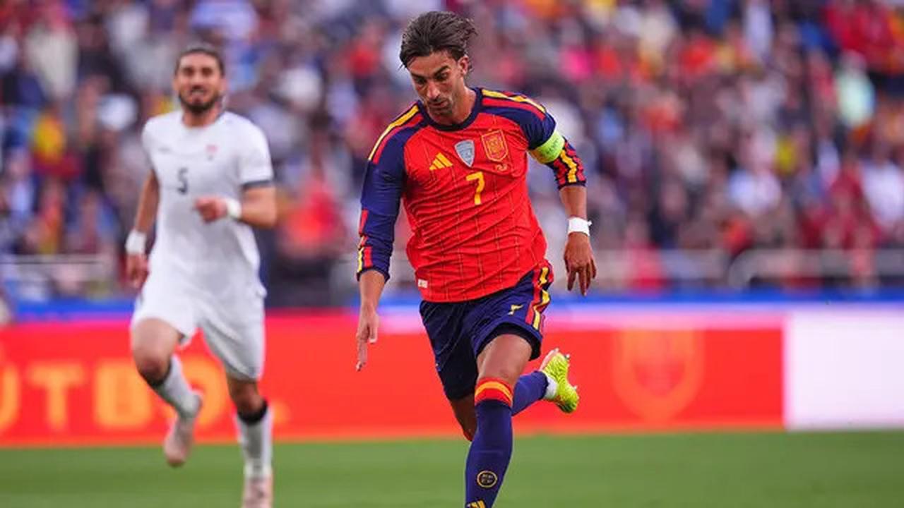 Ferran Torres soal Rumor Diminati PSG: Saya Tak Tahu dan Tidak Tertarik