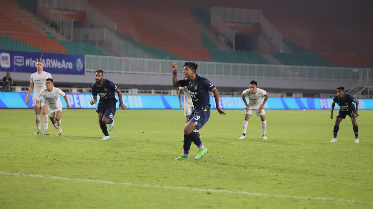 3 Catatan Buruk Persis Seusai Kalah dari Persita di BRI Liga 1: Produksi Gol Macet, Beban Kerja Ong Kim Swee Makin Berat
