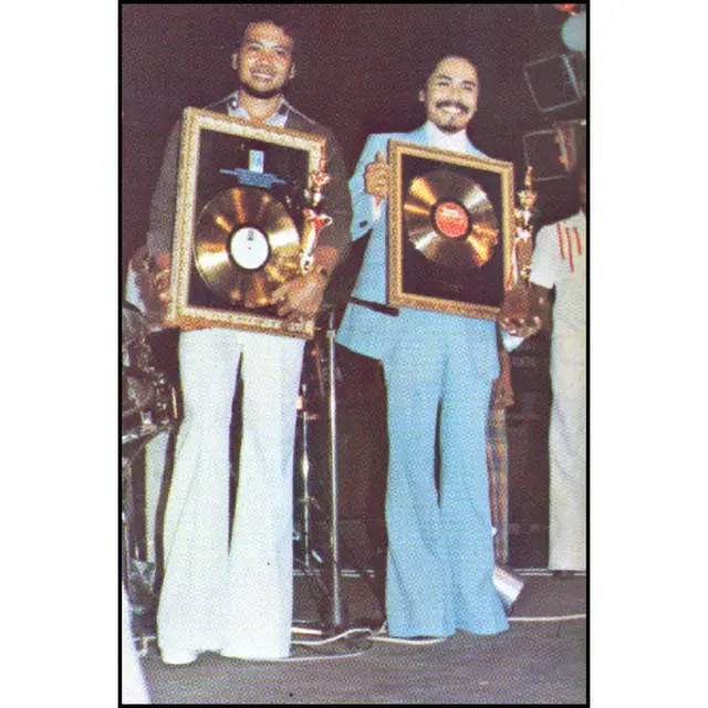 Ulang Tahun ke-74, Ini 6 Potret Lawas Rhoma Irama saat Muda yang Bikin Pangling