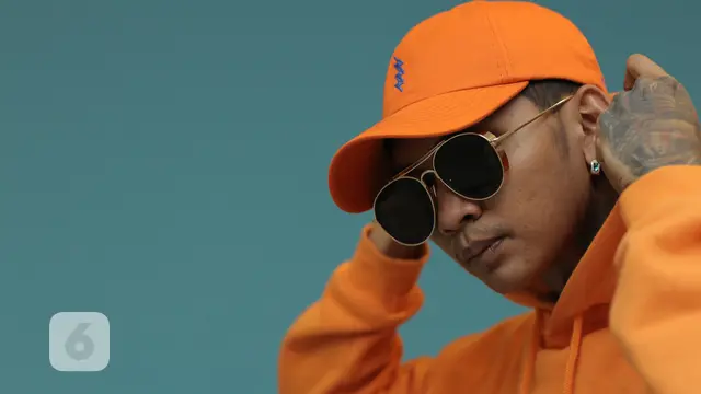 [Bintang] Young Lex