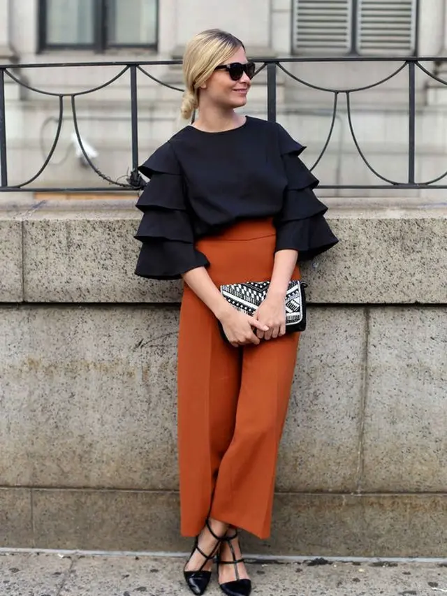 Inspirasi outfit dengan aksen ruffle