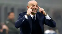 Pelatih Inter Milan Stefano Pioli (REUTERS/Alessandro Garofalo)