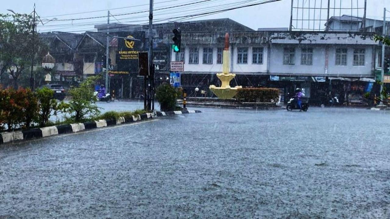 Prakiraan Cuaca BMKG: Sejumlah Wilayah Berpotensi Hujan Lebat hingga Sangat Lebat