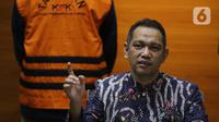 Wakil Ketua KPK, Nurul Ghufron saat rilis penahanan Bupati Bandung Barat Aa Umbara Sutisna dan anaknya Andri Wibawa di Gedung KPK, Jakarta, Jumat (9/4/2021). KPK menahan keduanya terkait dugaan korupsi pengadaan barang tanggap darurat pandemi COVID-19. (Liputan6.com/Helmi Fithriansyah)