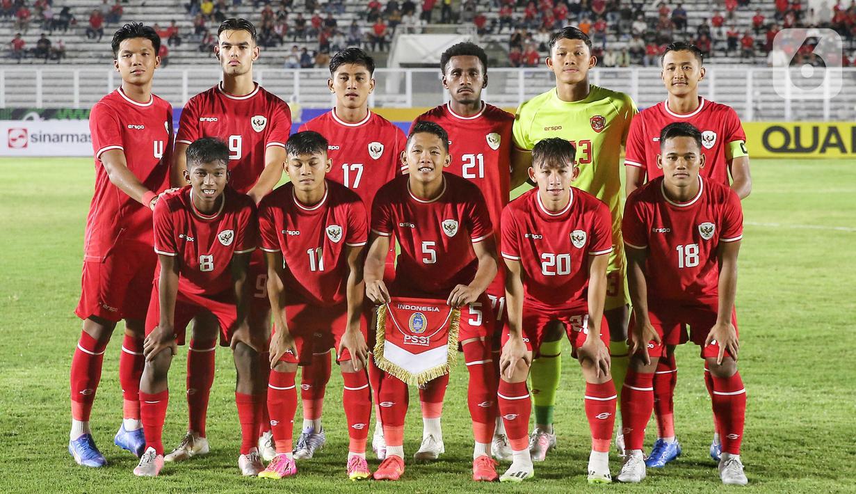 Timnas Indonesia U-20 jelang pertandingan kualifikasi Piala Asia U-20 grup F melawan Maladewa di Stadion Madya, Kompleks Gelora Bung Karno, Jakarta, Rabu (25/9/2024). (Liputan6.com/Angga Yuniar)