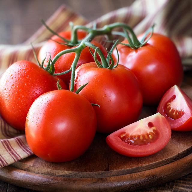 9 Manfaat Masker Tomat Untuk Wajah Cegah Penuaan Dini Dan Cerahkan Kulit Hot Liputan6 Com