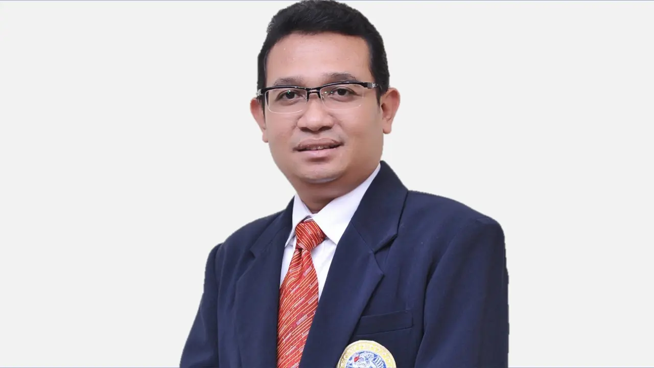 Pakar Ekonomi Unair Surabaya