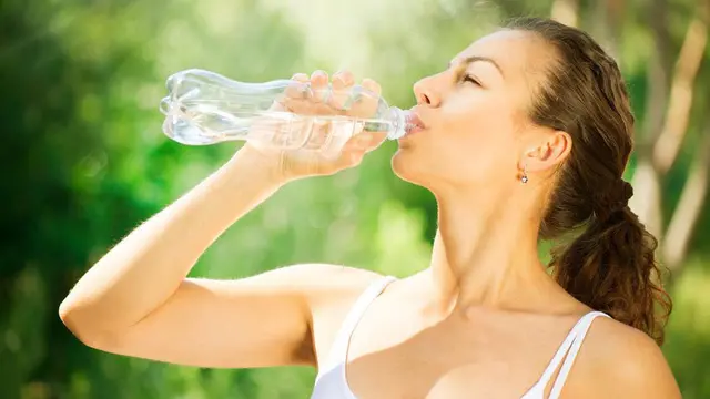 Mungkinkah Diet dengan Air Putih?