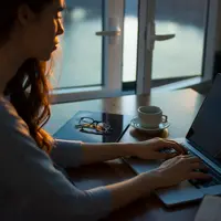 Ragu untuk resign dari kerjaan yang sekarang? Yuk, baca tarot hari ini. (Sumber foto: unsplash.com)