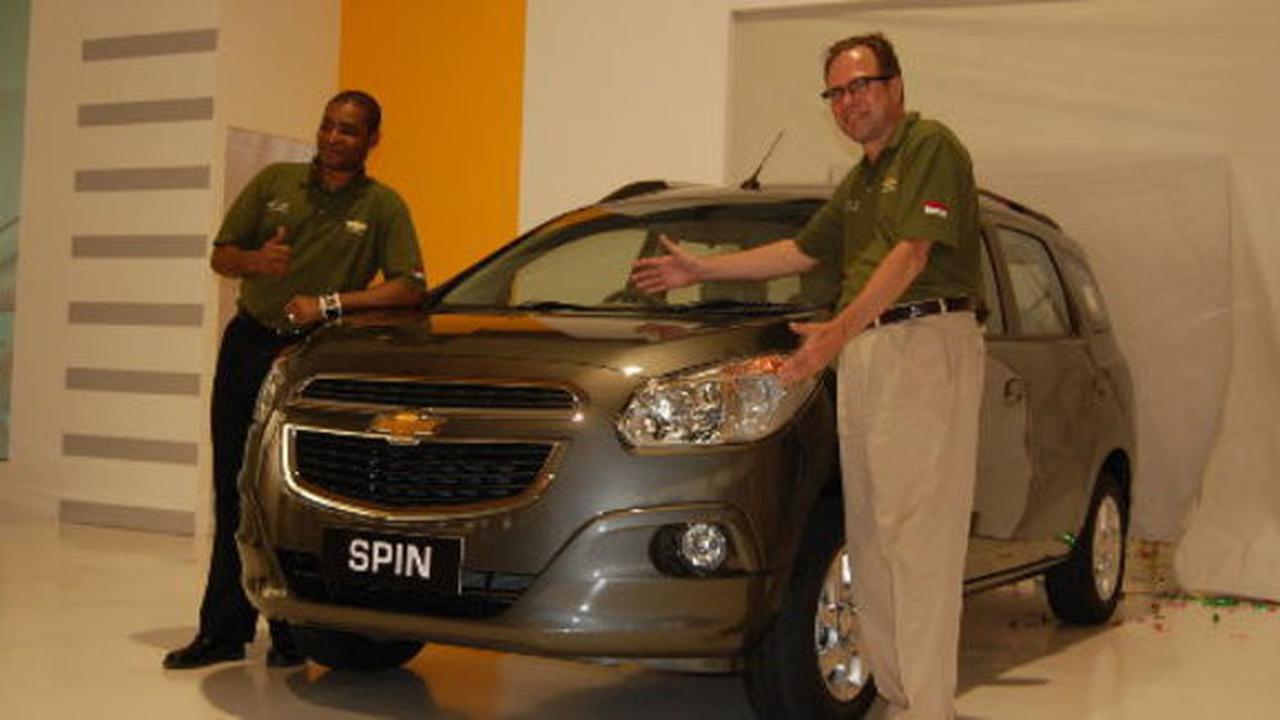 Chevrolet Spin (by Nazar Ray)