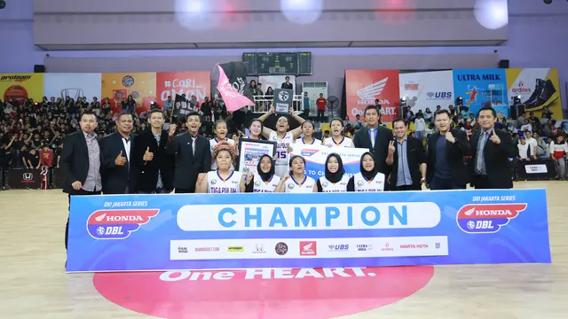 SMAN 30 Jakarta Juara Sektor Putri DBL 2018 North Region