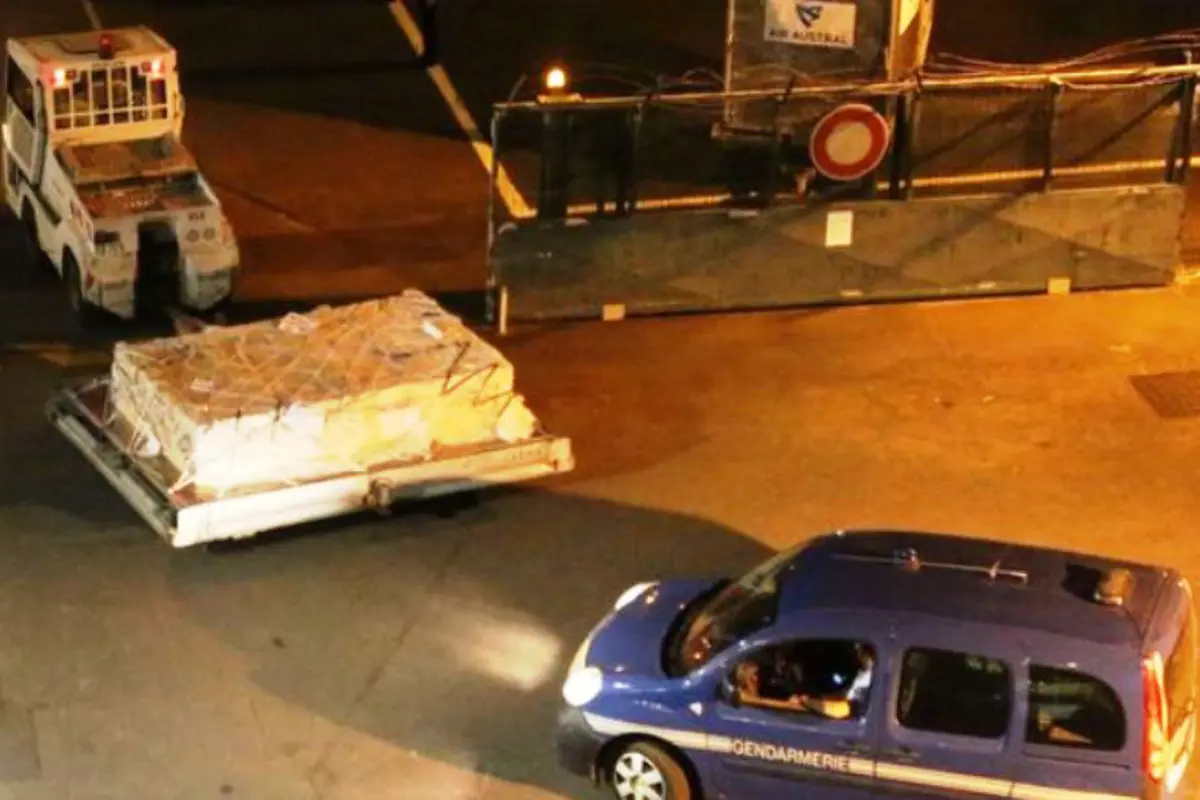 Objek diduga MH370 dibawa ke Paris